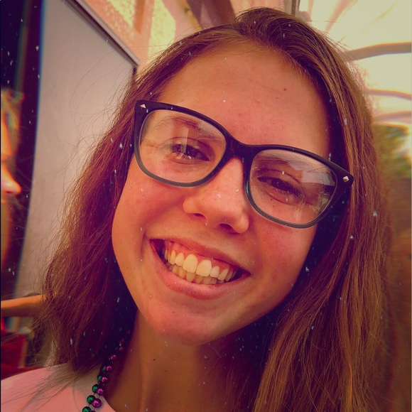Meet your Posher, Kelly - Picture 1 of 1